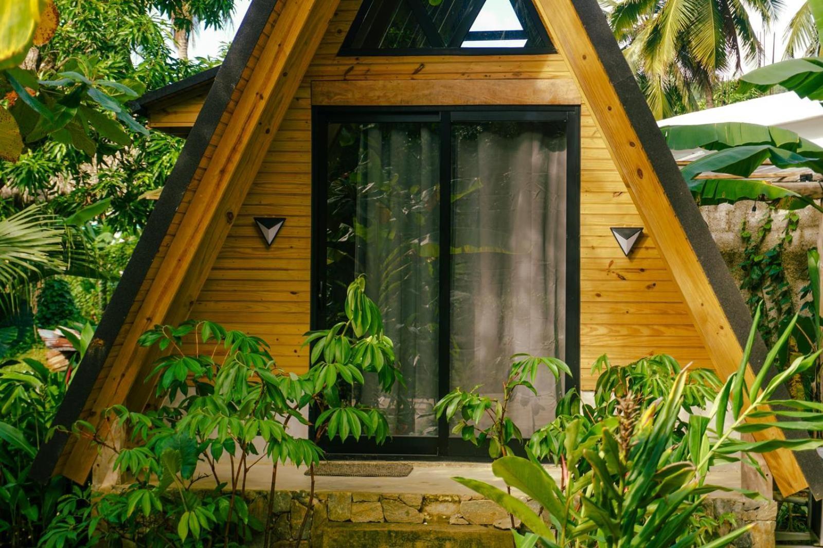 Leisy'S Garden Hostel & Rooms Samana 외부 사진
