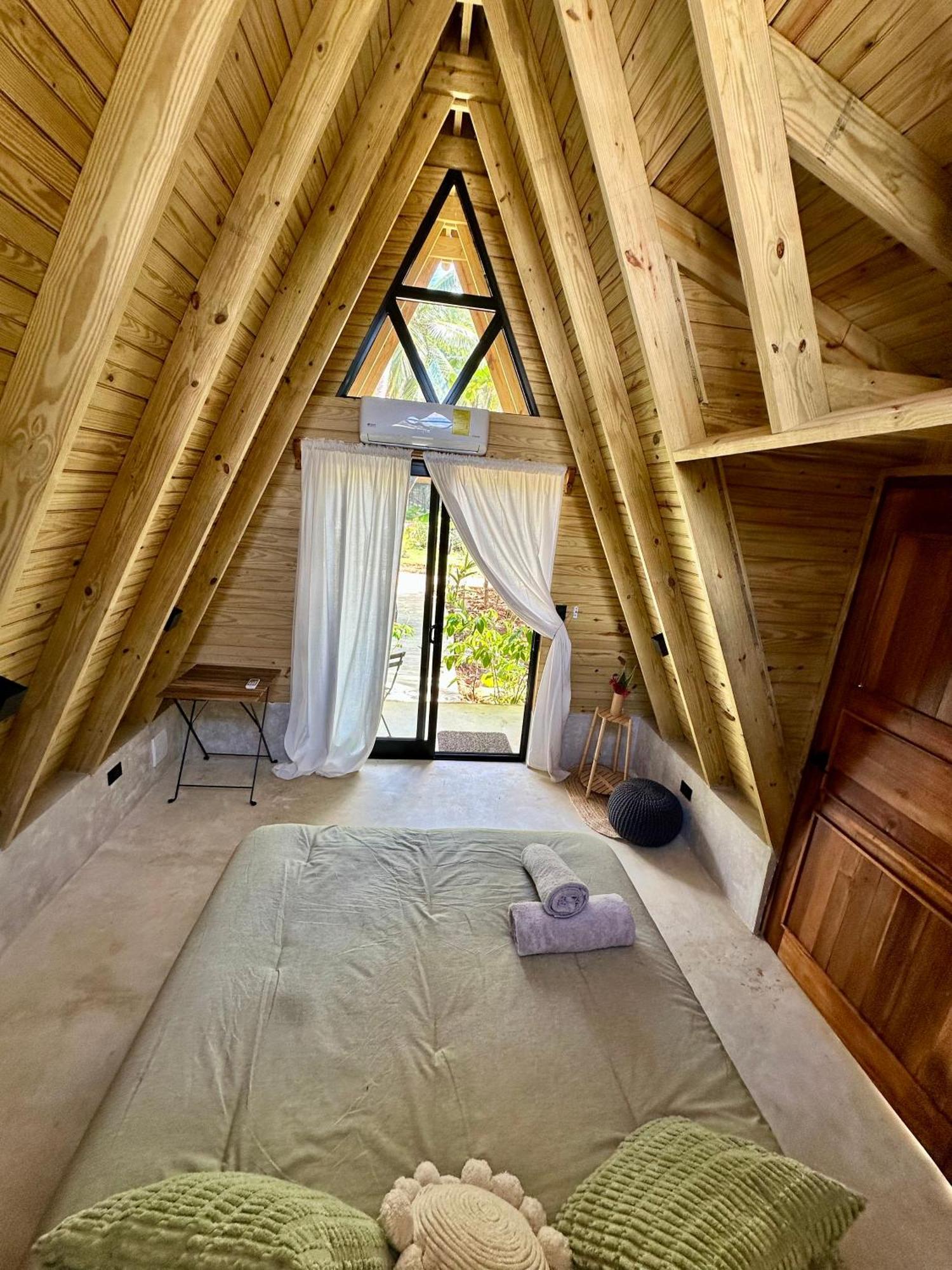 Leisy'S Garden Hostel & Rooms Samana 외부 사진