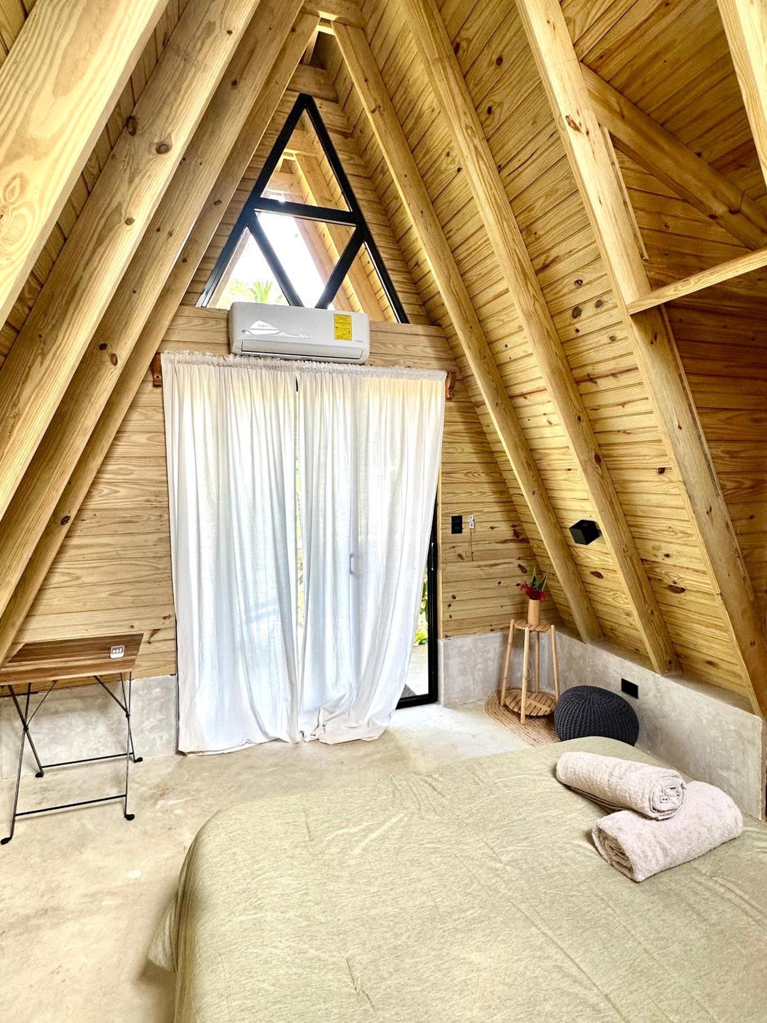 Leisy'S Garden Hostel & Rooms Samana 외부 사진